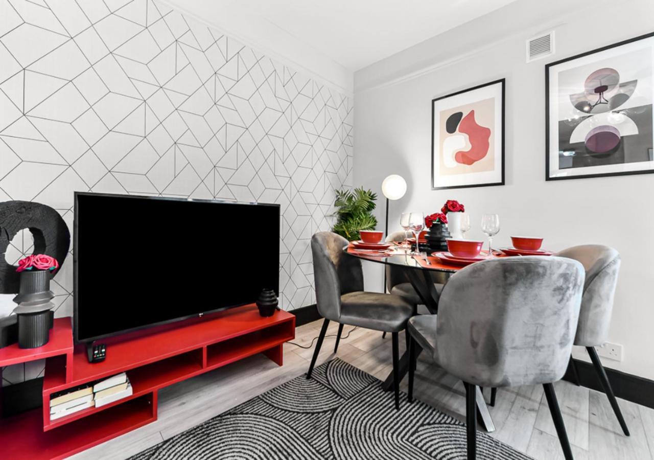 Radiant Serenity 2br Flat Sleeps 4 Warm Ambiance Apartament *